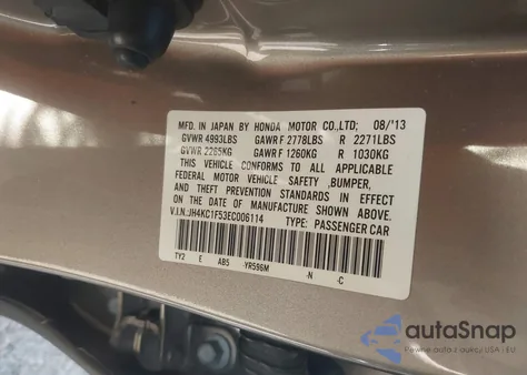 2014 Acura Rlx z USA, uszkodzony, nr VIN JH4KC1F53EC006114